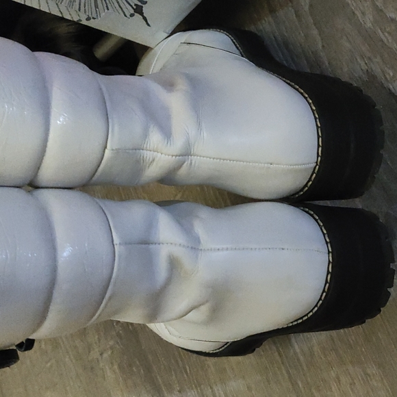 Stuart weitzman boot - Picture 4 of 7